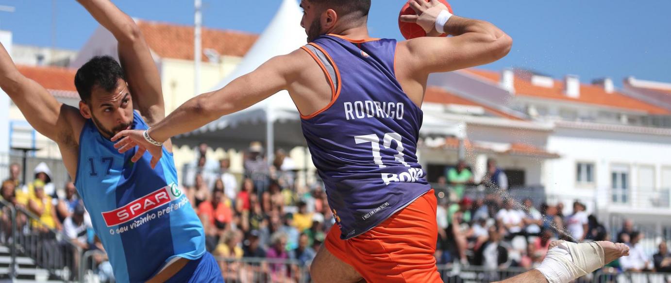 GRD Leça vence Nazaré Dreams Beach Handball